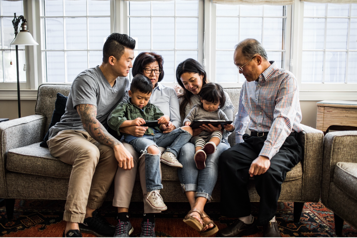 Is Singtel Worth It in Singapore? Why Many Consumers Still Choose It Over Cheaper Telcos